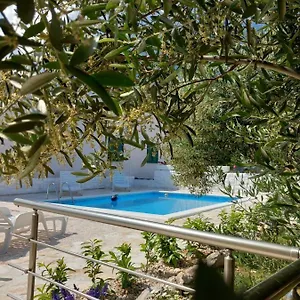 Ferienhaus House M&a&k With Swimming Pool, Kaštel Štafilić