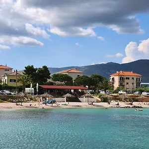 Airport Split Apartment