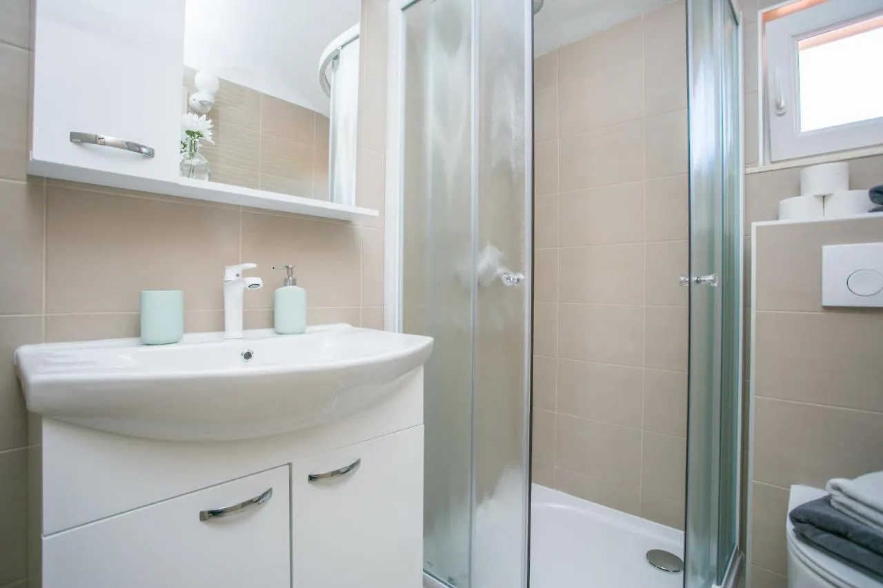 Luxury Villa With A Swimming Pool Plano, Trogir - 20902 Kastel Stafilic Croatia