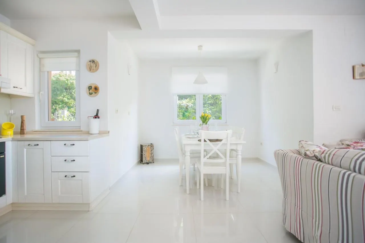 Luxury Villa With A Swimming Pool Plano, Trogir - 20902 Kastel Stafilic