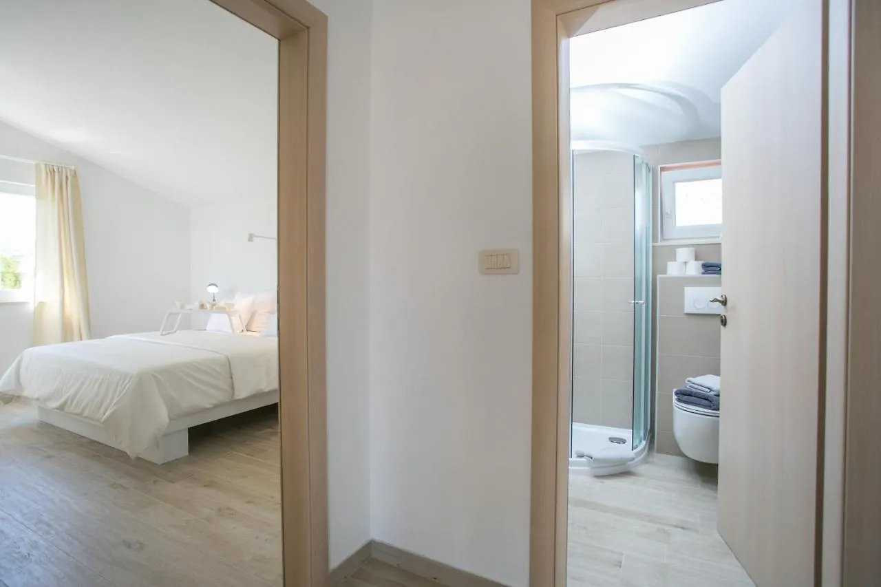 Luxury Villa With A Swimming Pool Plano, Trogir - 20902 Kastel Stafilic