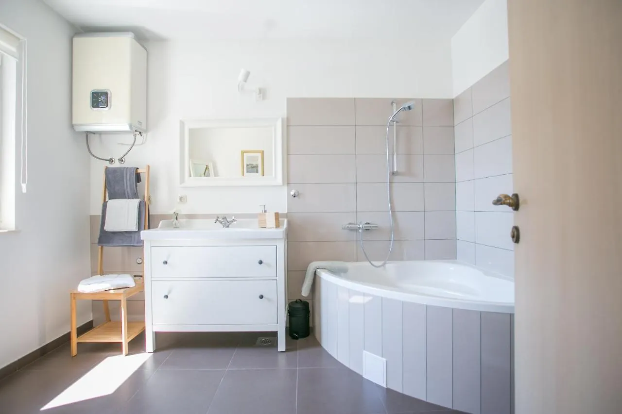 Luxury Villa With A Swimming Pool Plano, Trogir - 20902 Kastel Stafilic